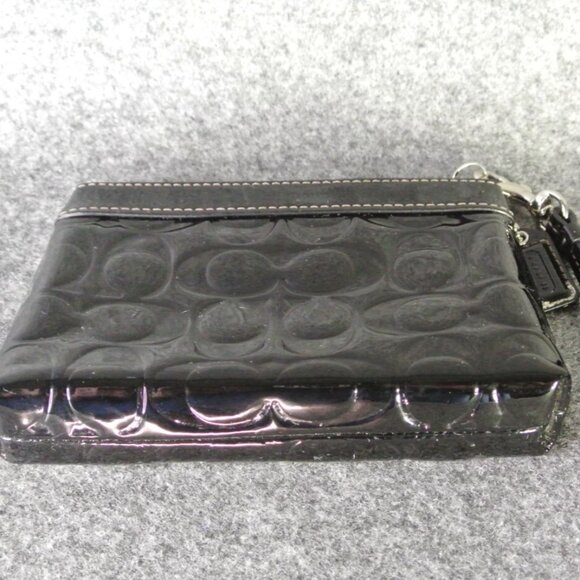 Coach Signature Stitch Black Patent Leather Wristlet Wallet Clutch EUC - Picture 2 of 7